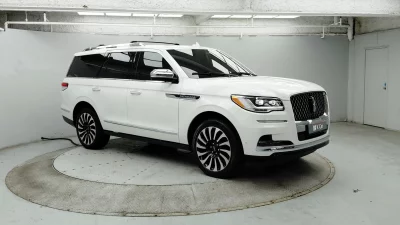 Lincoln NAVIGATOR