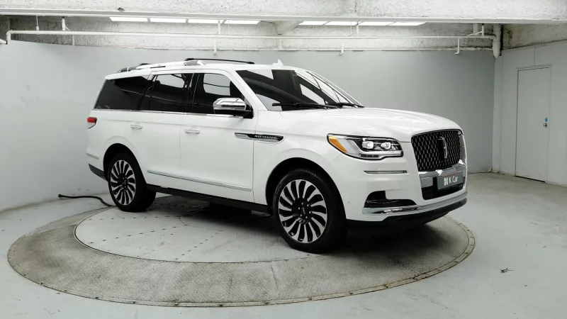 Lincoln NAVIGATOR