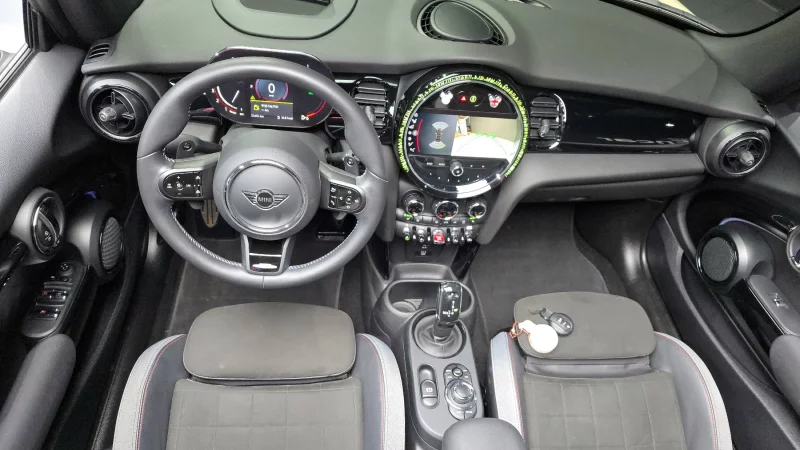 MINI Cooper Convertible