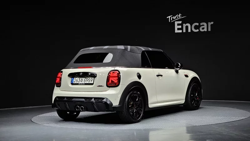 MINI Cooper Convertible