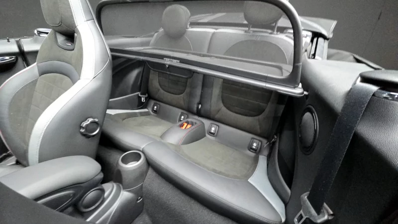 MINI Cooper Convertible