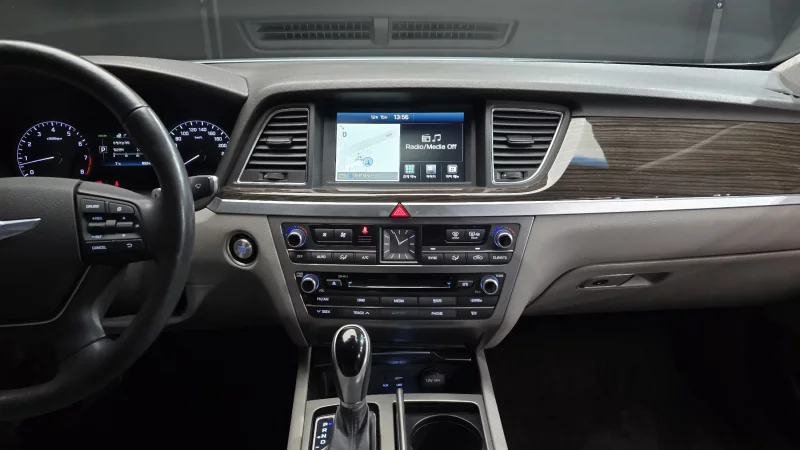 Hyundai Genesis
