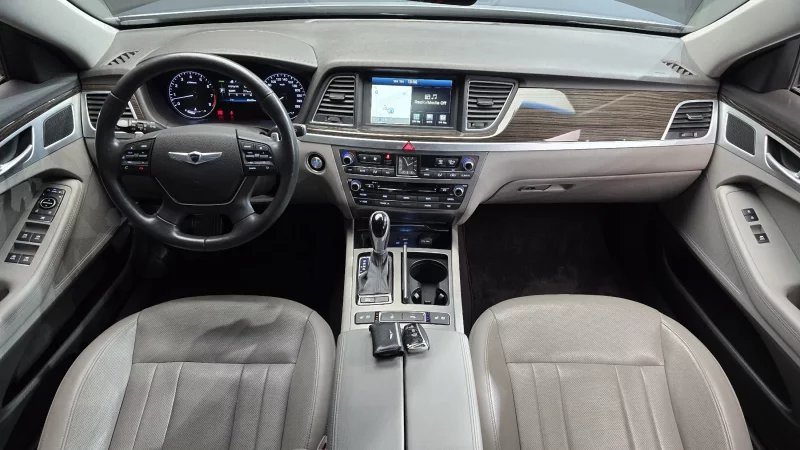 Hyundai Genesis