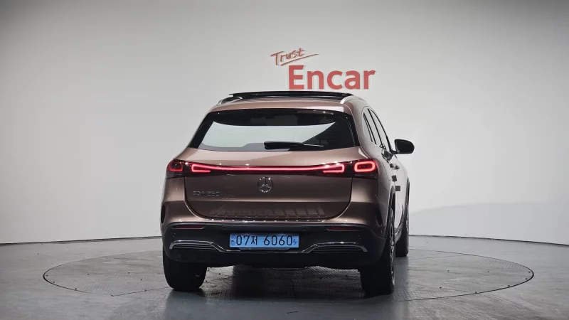 Mercedes-Benz EQA