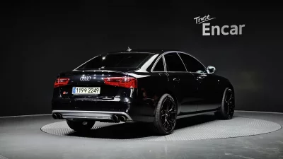 Audi S6