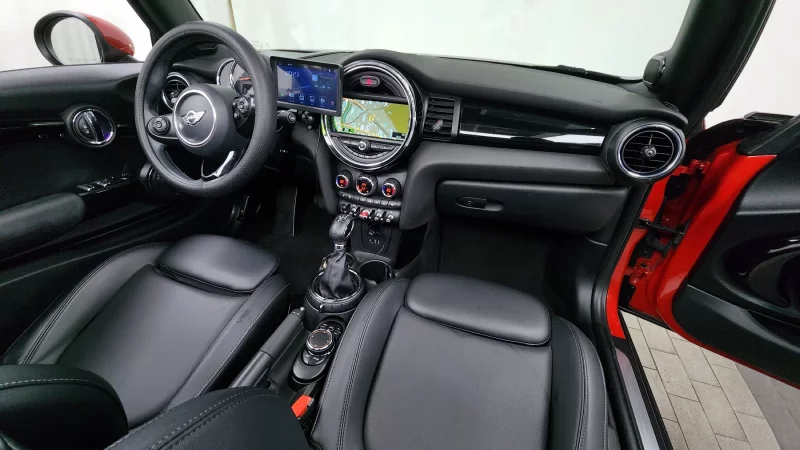 MINI Cooper Convertible