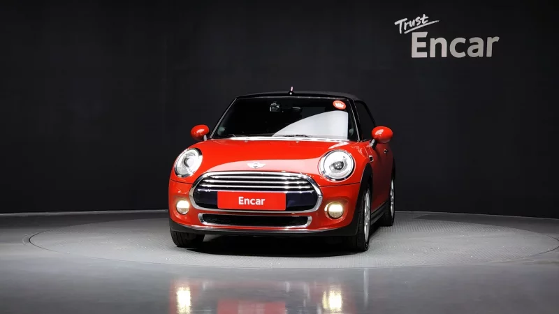 MINI Cooper Convertible