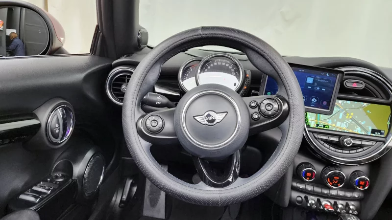 MINI Cooper Convertible