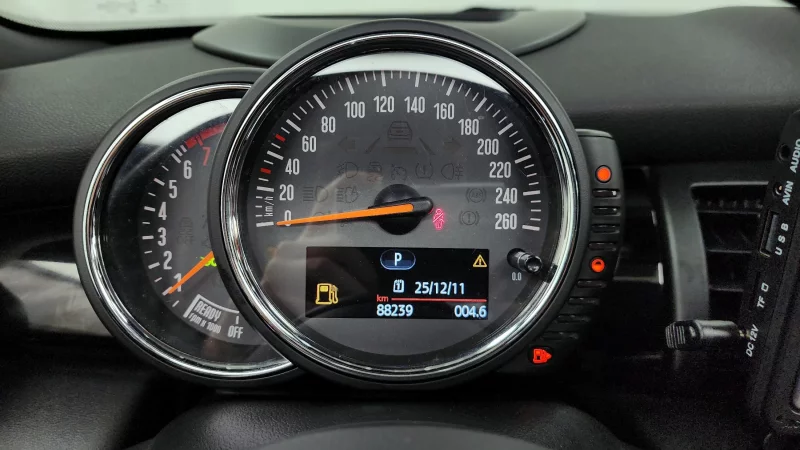 MINI Cooper Convertible