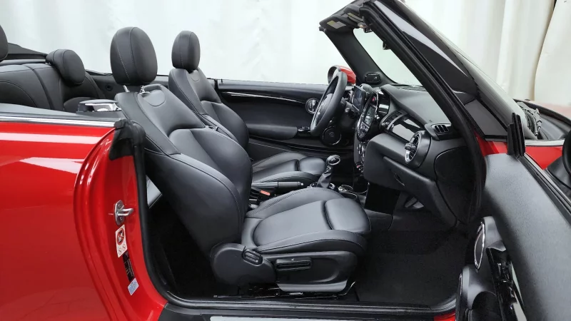 MINI Cooper Convertible