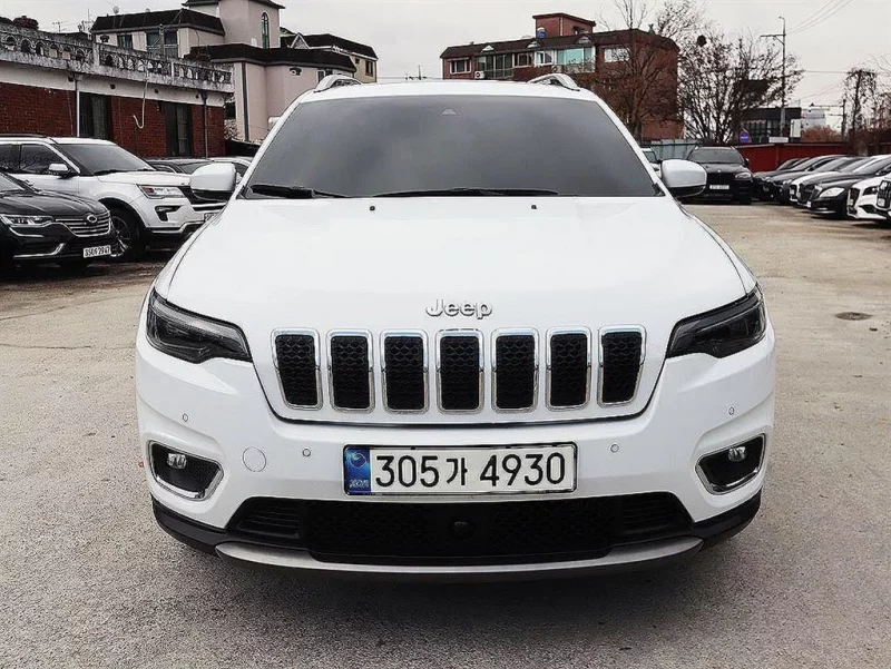 Jeep CHEROKEE