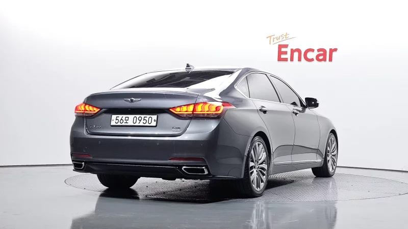 Hyundai Genesis