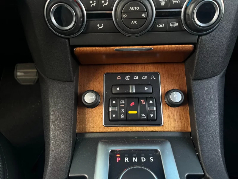 Land Rover DISCOVERY