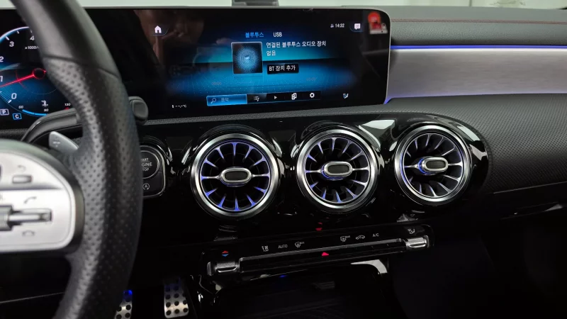 Mercedes-Benz CLA-Class