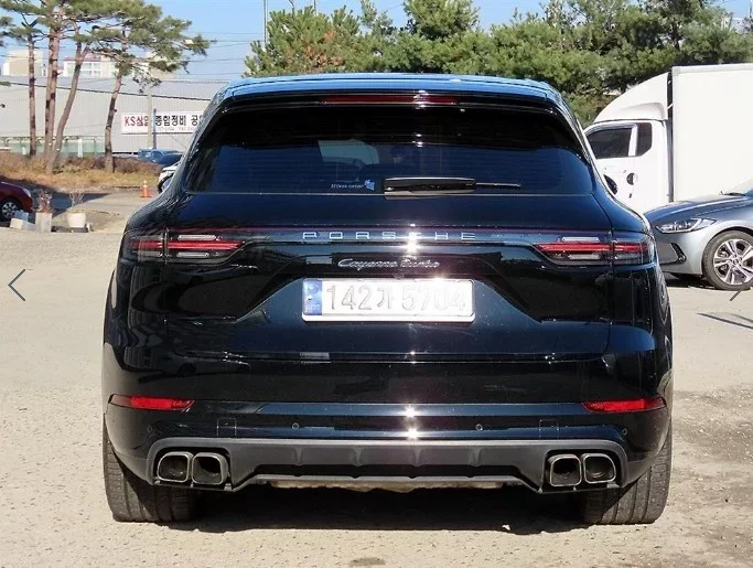 Porsche CAYENNE