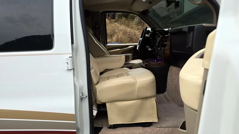 Chevrolet Express Van