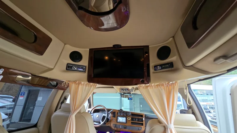 Chevrolet Express Van