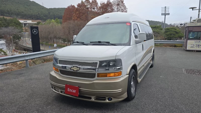 Chevrolet Express Van