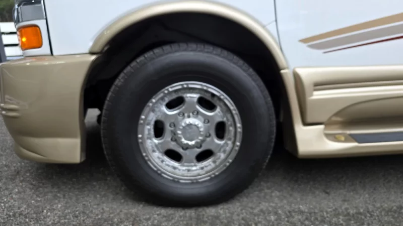 Chevrolet Express Van