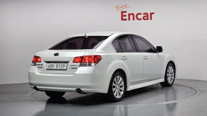 Subaru LEGACY