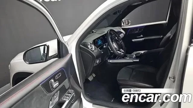 Mercedes-Benz GLB-Class
