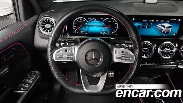 Mercedes-Benz GLB-Class