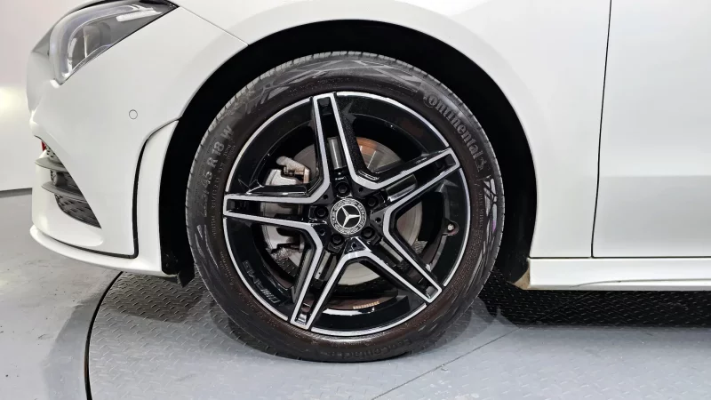 Mercedes-Benz CLA-Class