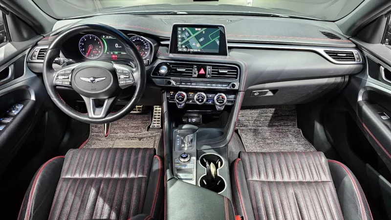 Genesis G70