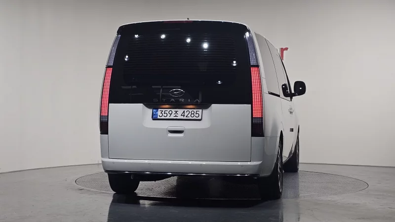 Hyundai Staria