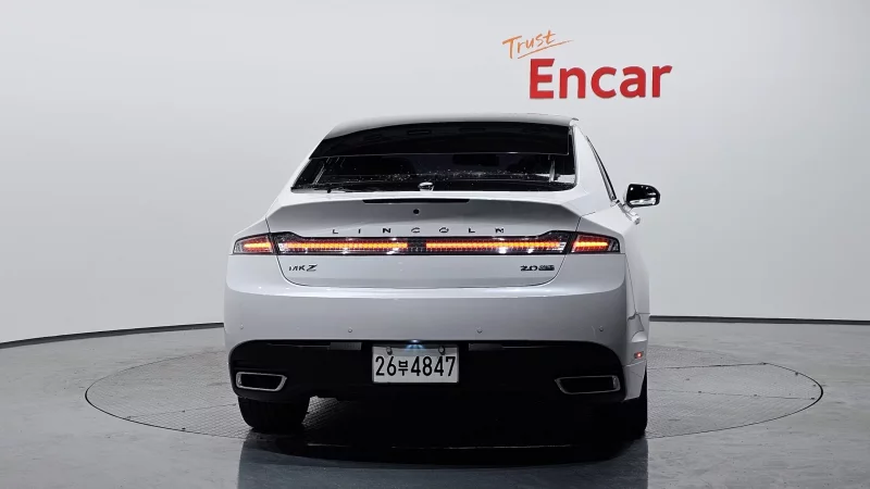 Lincoln MKZ