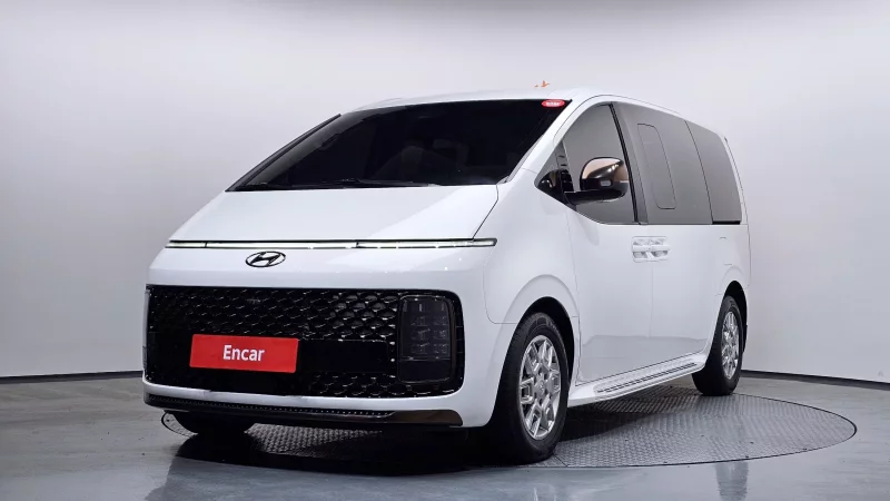 Hyundai Staria