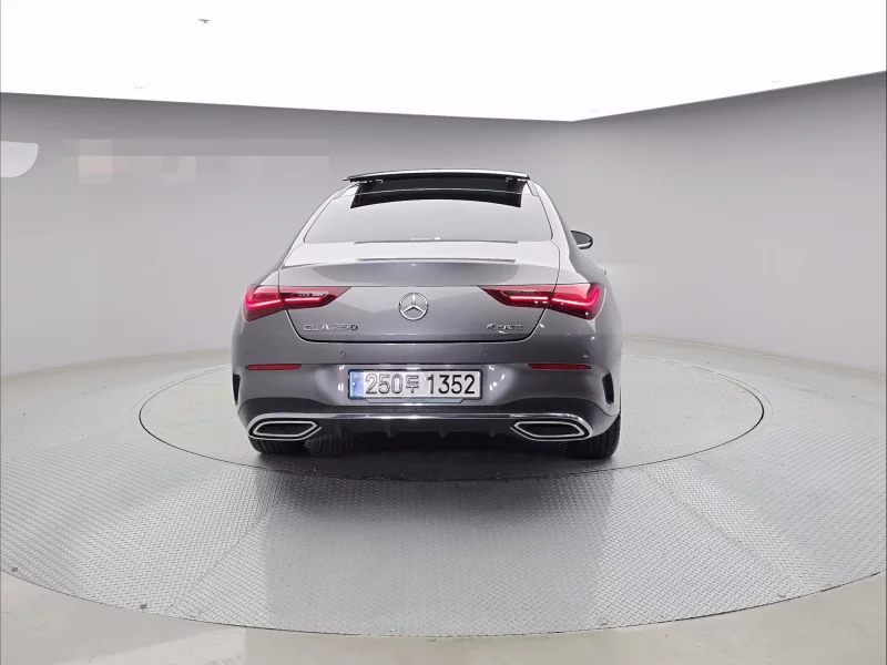 Mercedes-Benz CLA-Class