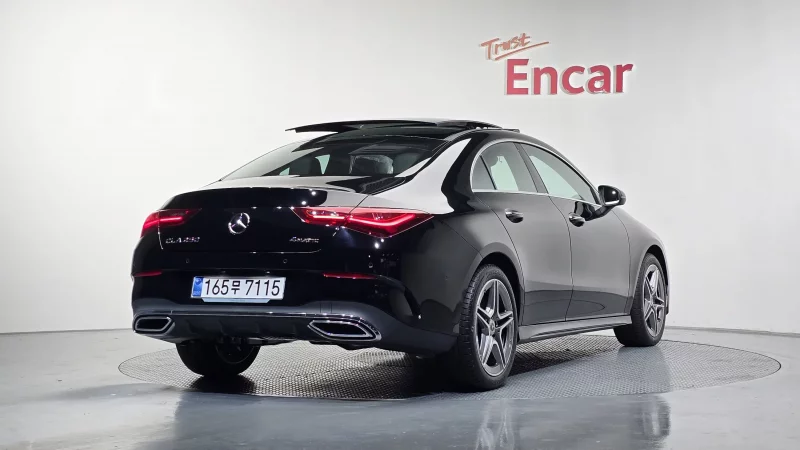 Mercedes-Benz CLA-Class