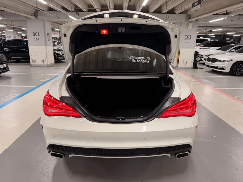 Mercedes-Benz CLA-Class