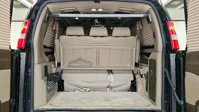 Chevrolet Express Van