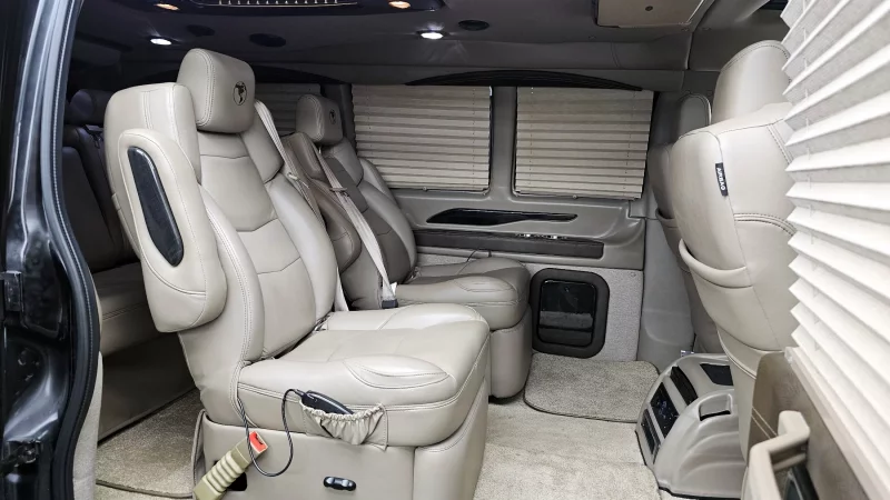 Chevrolet Express Van