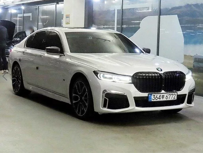 BMW 7-Series