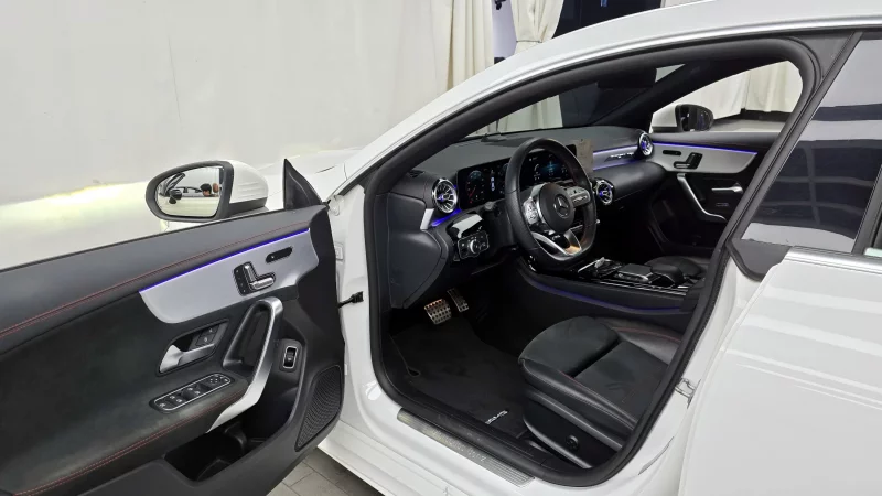 Mercedes-Benz CLA-Class