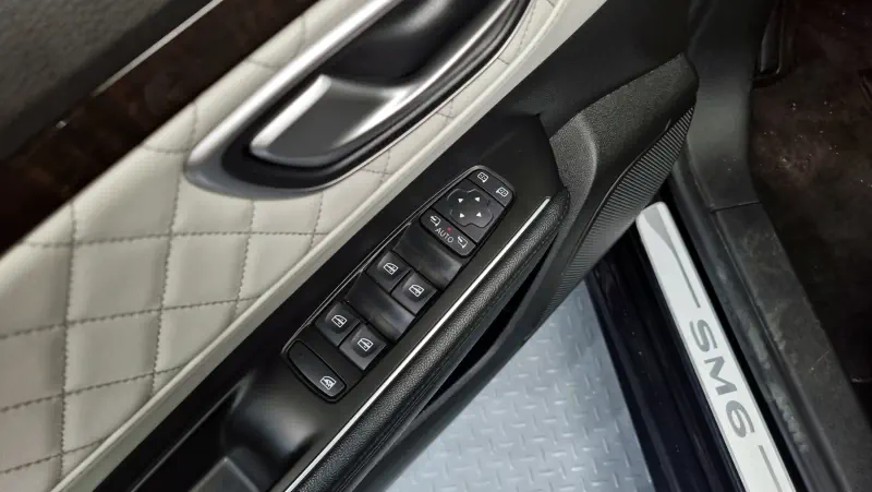 Renault Samsung SM6