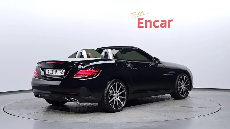 Mercedes-Benz SLC-Class