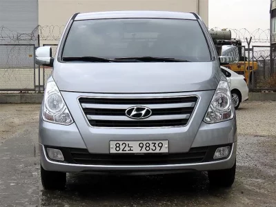 Hyundai Starex