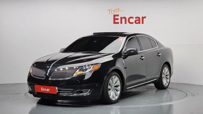 Lincoln MKS