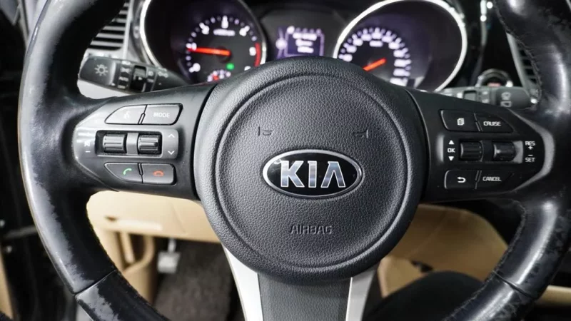 Kia Carnival