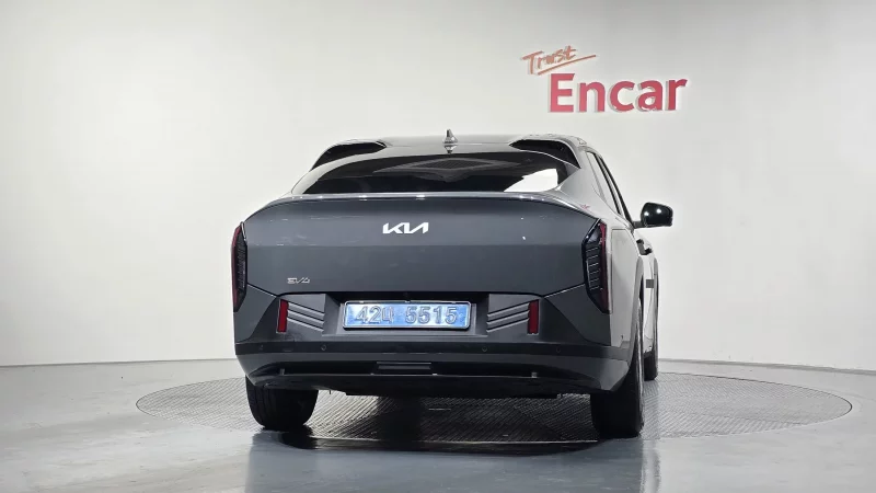 Kia EV4