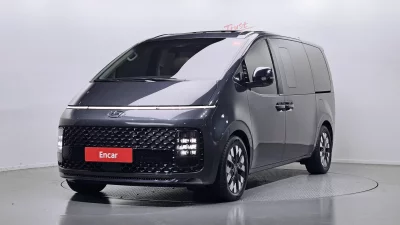 Hyundai Staria
