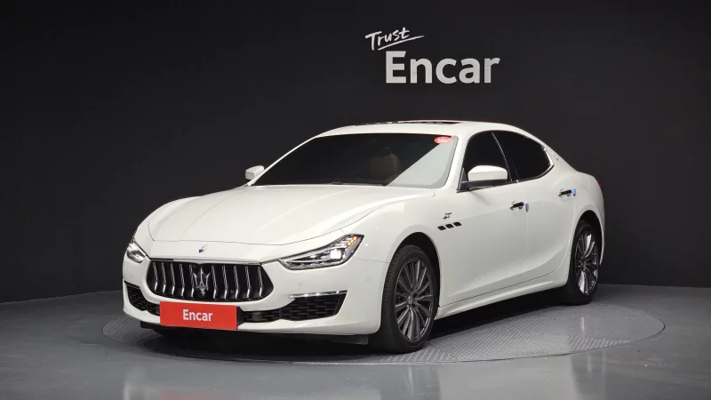Maserati GHIBLI