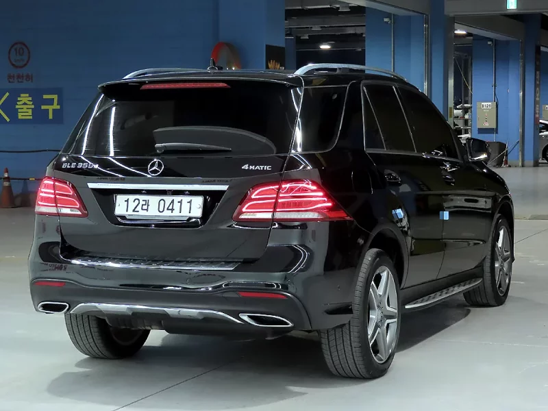 Mercedes-Benz GLE-Class