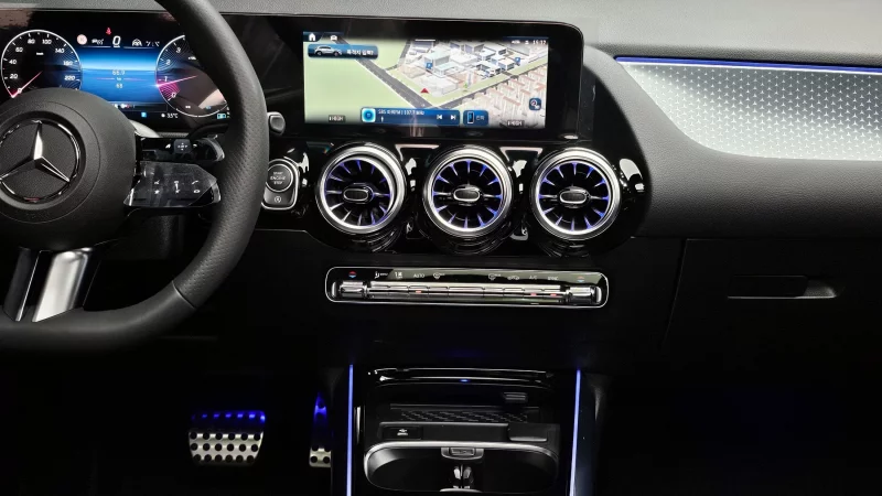 Mercedes-Benz GLA-Class