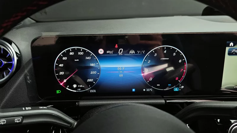 Mercedes-Benz GLA-Class