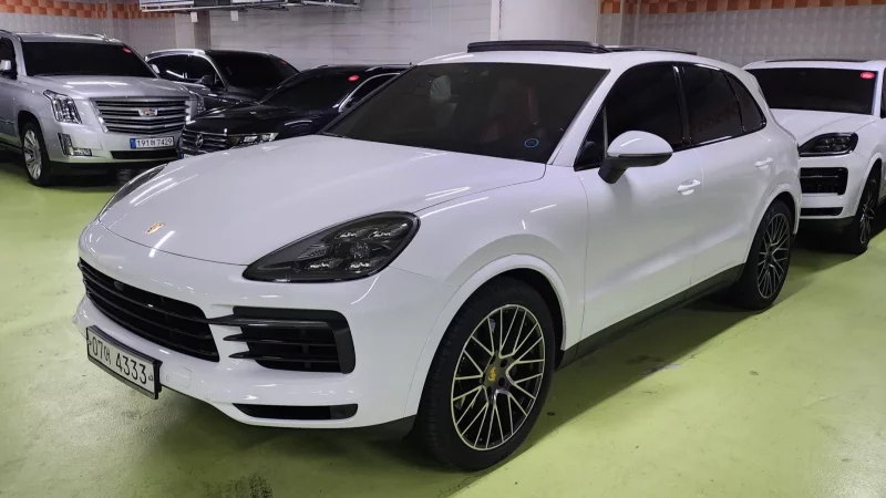 Porsche CAYENNE